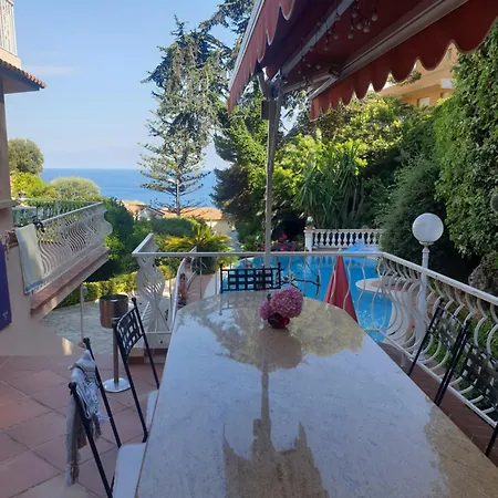 Silhouette With Pool And Seaview Close To Monaco * קאפ ד'איי