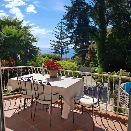 וילה Silhouette With Pool And Seaview Close To Monaco *
